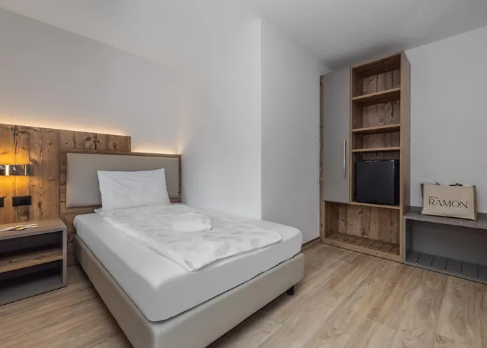 Hotel Ramon