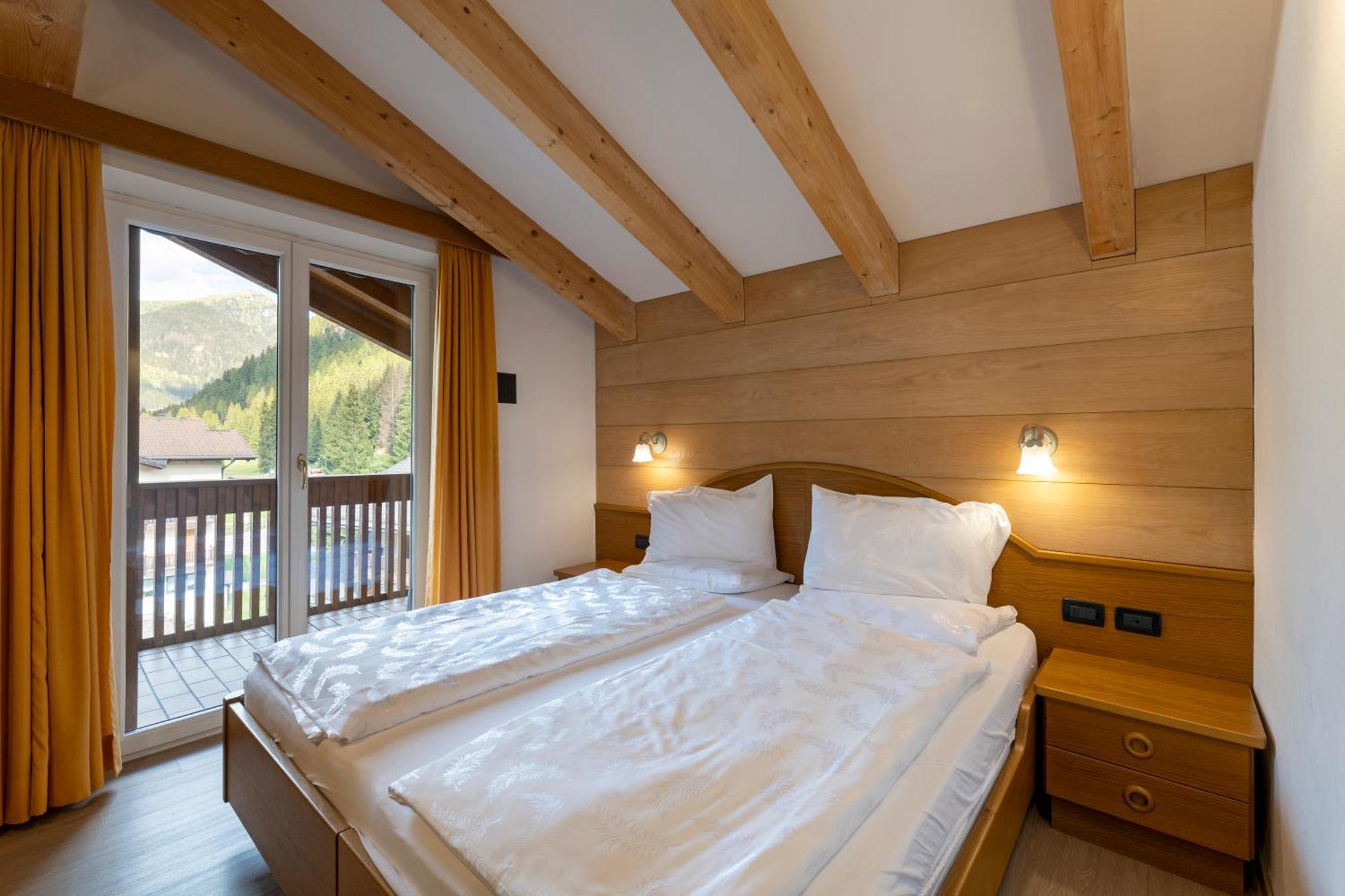 Ramon Hotel 3*