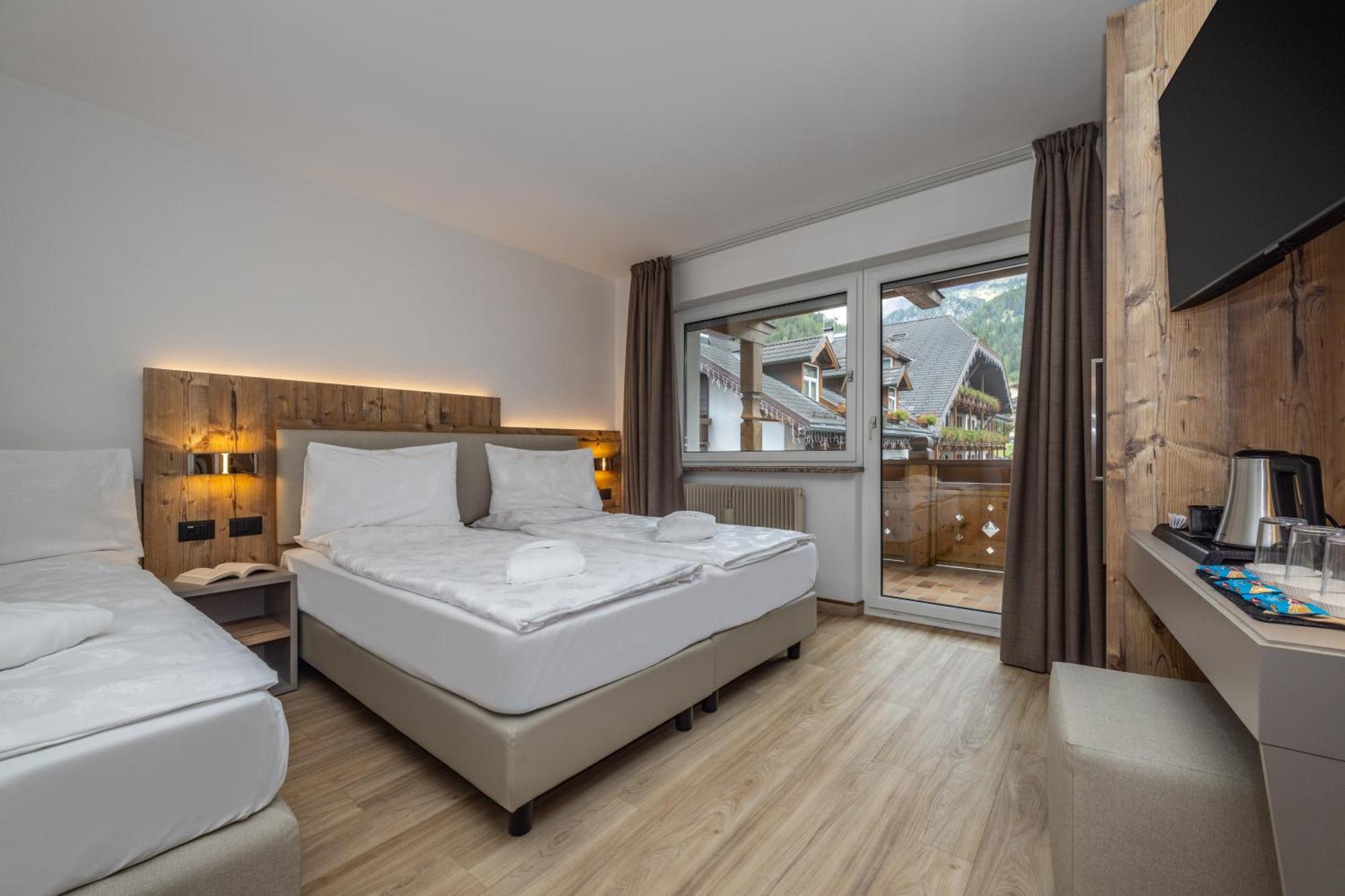 Ramon Hotel 3*