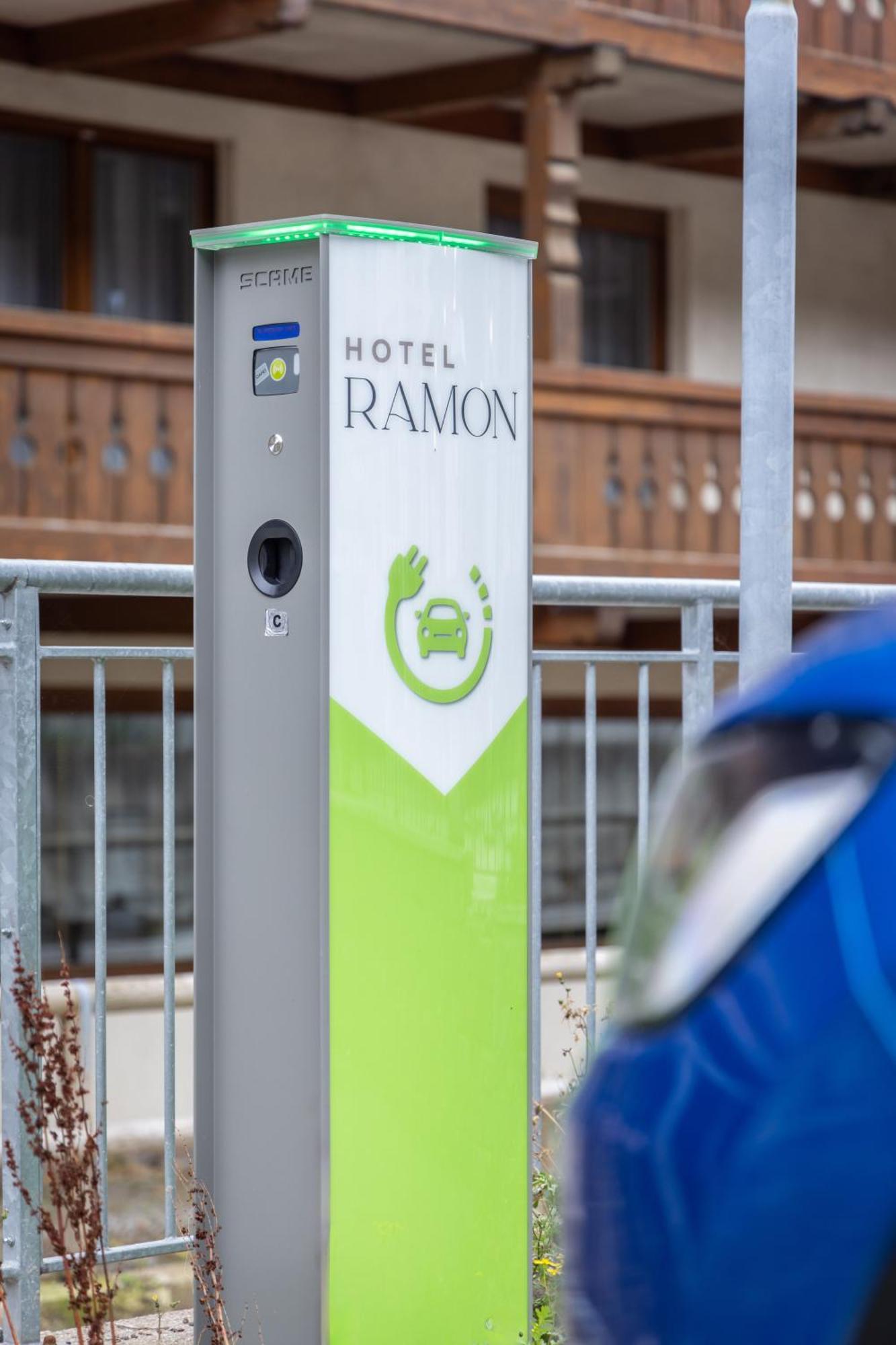 Hotel Ramon